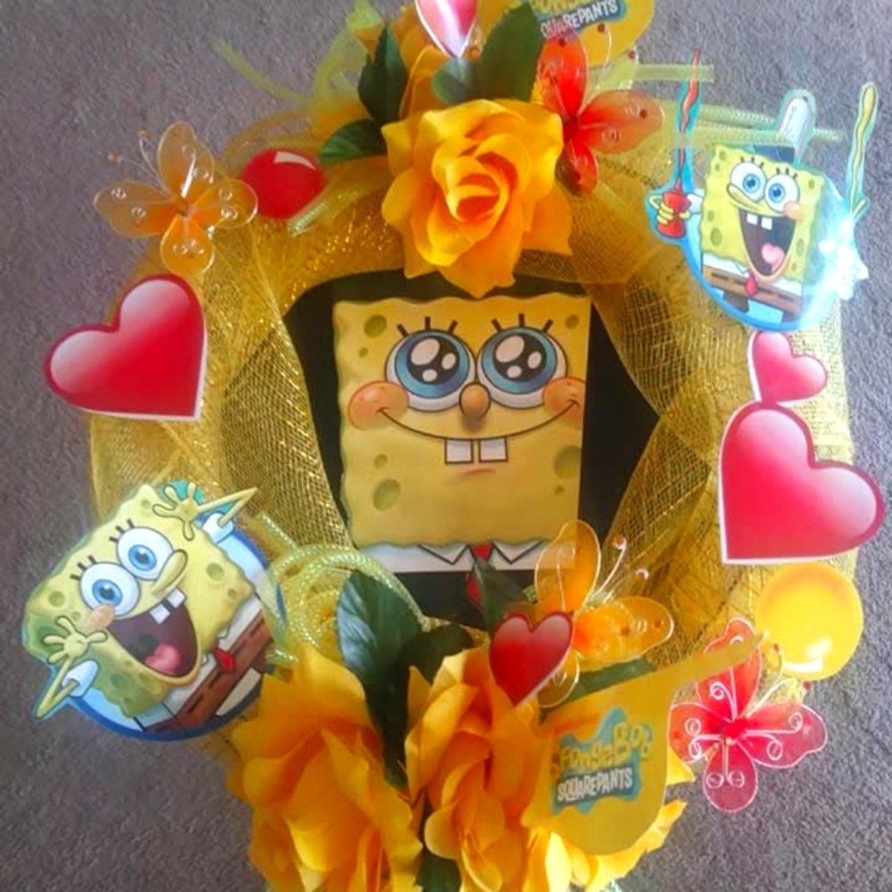SpongeBob SquarePants Yellow and Red Party Wreath Decorations